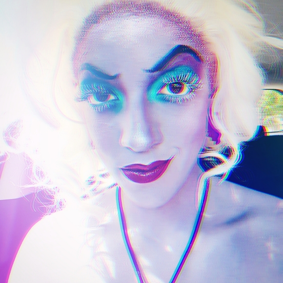 Meet your Posher, Jessi - Picture 3 of 5